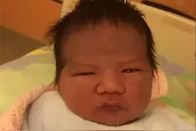 又一个说法！刚生下来的宝宝总为什么感觉丑丑哒？图片