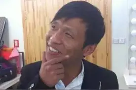 最搞笑的不是岳云鹏和小沈阳，而是集黑丑矮一身的他！图片