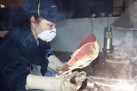 别样柔情：会电焊的女人图片