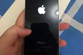 手机进水怎么办？这个方法能让你的手机原地复活图片