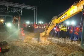 昌赣高铁顺利完成引入南昌铁路枢纽，井冈山革命老区步入高铁时代视频封面