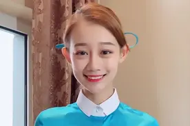 女儿联合老妈对付老爸，这服务太牛了，心疼老爸钱包一秒钟