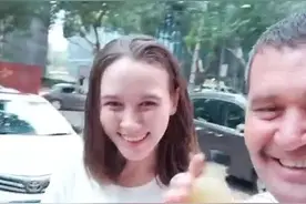 偶遇俄罗斯小美女，给人家整懵了圈了#vlog日常 #我是抖音vloger @抖音小助手视频封面