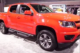 实拍价值60万的皮卡，雪佛兰库罗德，看内饰他怎么能值这个价视频封面