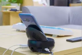 三星这款神器搭配手机，堪称随意移动办公的PC主机电脑图片