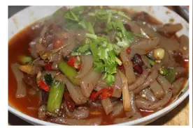 街头酸辣魔芋吃着不放心，在家也能做，记得先用开水烫一下去下味图片