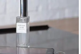 想要触屏顺滑手感？淘宝 20 块的防指纹液态膜给手机上疏油层，但是实验结果好像并不怎么靠谱……图片