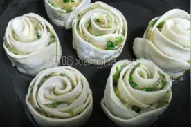 谁说饺子必须像饺子！这玫瑰形状的饺子又好看又美味图片