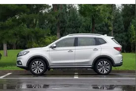 这汽车买了就能领补贴，只需19万多就能入手，上车牌还不用抢图片