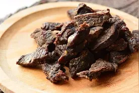新技能get！来教你自制牛肉干，这些烘烤的牛肉条，可是吊足了吃货们的胃口图片