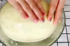 蜜瓜的吃法，男生们小西找了音频来讲出你们的内心话，评论告诉我是不是？#夏日酷爽挑战 #吃遍十二时辰