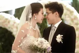 郭晶晶低调老公：千亿身价霍启刚座驾清一色劳斯莱斯幻影图片