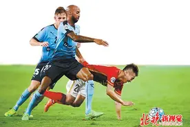 亚冠战报：中超BIG4恒大掉链子 上港2-1三星图片