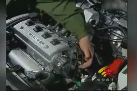 教你识别汽车发动机零部件视频封面