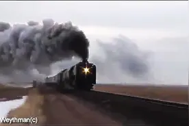 太震撼了！蒸汽机车居然有这么大动静，见过的小伙伴们请举手！图片