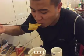 辣感表情包，重庆串串辣到撕心裂肺，味道确实不错，我是王大星视频封面