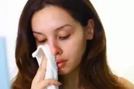 实用小窍门：如何安全挤出黑头图片