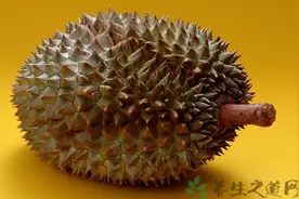 女子安检口吃十斤榴莲 食用榴莲功效和危害图片