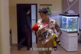 李晨老婆不在，看看李晨是怎样带孩子的，可怜的小女孩住院了！