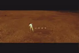 新单曲《离开》MV中的一个镜头，谁看谁疼，怕疼就别点来看