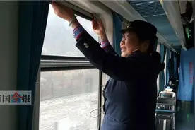 乘务员吕姐的最后一班春运 见证铁路“硬件”升级图片