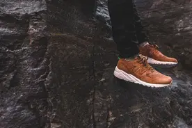 20周年别注献礼New Balance 580 “Deconstructed”系列图片
