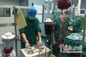 萍乡市人民医院: 多学科联合诊疗（MDT）成功抢救腹腔动脉瘤患者图片