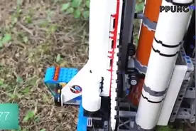 国外牛人用乐高做航天飞机，超逼真视频封面