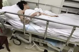 王者荣耀乱象：漂亮妹子被“虐哭” 引大神求带图片