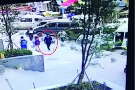 私家车内11万现金被盗走 南明警方破获车内拎包盗窃案图片