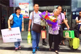 河南86岁老太千里奔赴云南祭奠抗战英烈哥哥图片