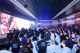 阿里人工智能实验室首秀：发布智能音箱，有购物助手功能图片