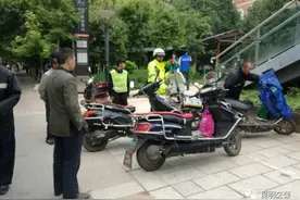 「创建文明城市，昆明交警在行动NO.76」颤抖吧！电动车违法~图片