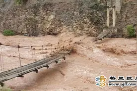 云南省迪庆州德钦县澜沧江流域遭受严重水灾图片