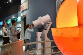 西媒：中企拟推出共享太空望远镜图片