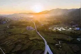 江西兴国老营盘村造血式精准扶贫模式图片