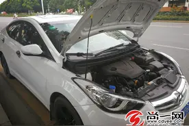 常德一市民新购二手车竟为事故车 商家现场赔付4000元图片