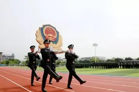 忠诚履职护天平——福建法院全面加强司法警察队伍建设见闻图片