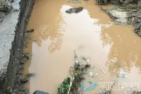 平顶山叶县有9个村达到警戒雨量 相关水库泄洪图片