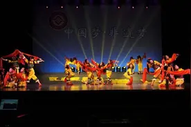 传承·少年派｜八旬传承人进课堂领唱 嘉善的孩子田歌嘹亮图片