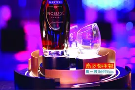 马爹利名士，“Party，不止于此”图片