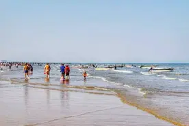 三面环山，一面临海，日照有个绝美的渔村叫吴家台图片