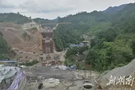 黔张常铁路湘西自治州段推进速度快图片