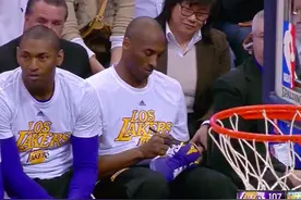 科比亲签 Kobe 11 Elite Low PE 赠送小球迷图片