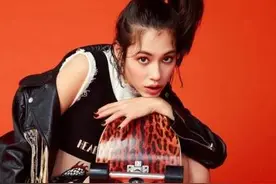 KIKO最新大片玩酷帅 动感俏皮清新一网打尽图片