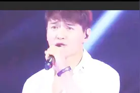 高云翔秒杀了所有韩国的男明星，太帅了，要身高有身高，要相貌有相貌视频封面