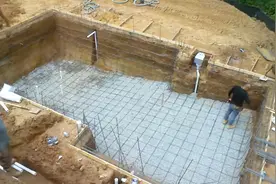 游泳池建造全过程，并不是挖个坑那么简单