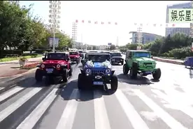 真实婚礼，霸气壮观的迎亲婚车队，迎娶回的新娘真是豪爽大方图片