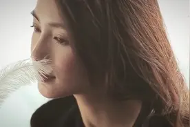 baby登开年首封，雀斑妆容拍大片，演绎日系美少女视频封面