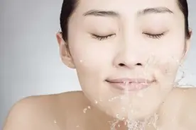 流弊哄哄的干性皮肤去角质技巧，终于get到了！图片